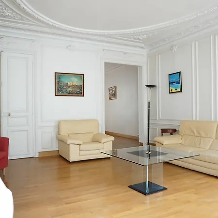 Place Des Etats Unis-5 Pieces-130 M² -paris 16 아파트 파리